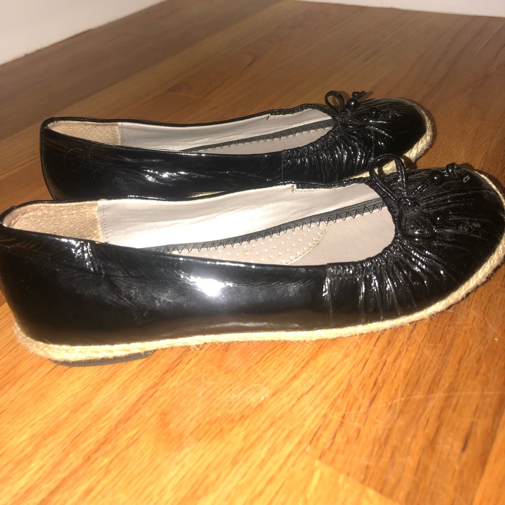 GREAT CONDITION! Me Too Flats